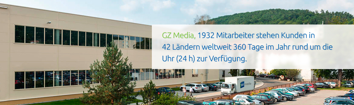 GZ Media 1932 Mitarbeiter stehen Kunden ...